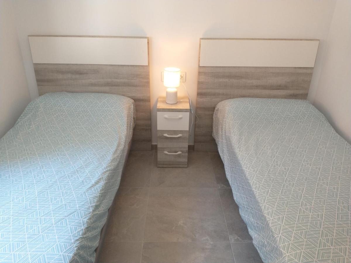 Modern nieuwbouwappartement aan het strand van de Mar Menor in Santiago de la Ribera Lo Pagán Buitenkant foto